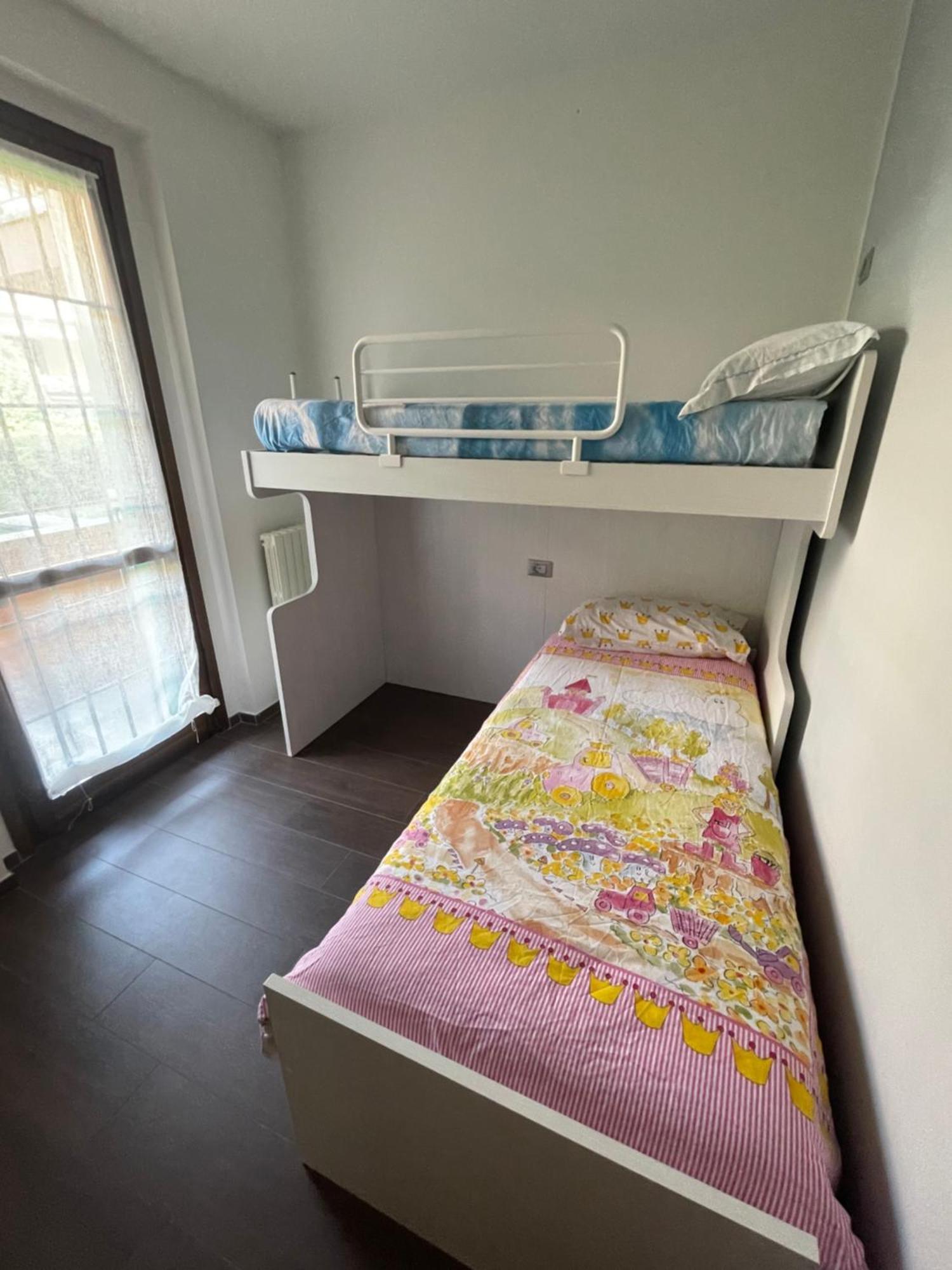 Super Rose Apartment Lazise Exterior photo